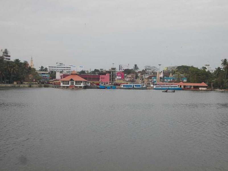 Коллам: KTDC Tamarind Kollam