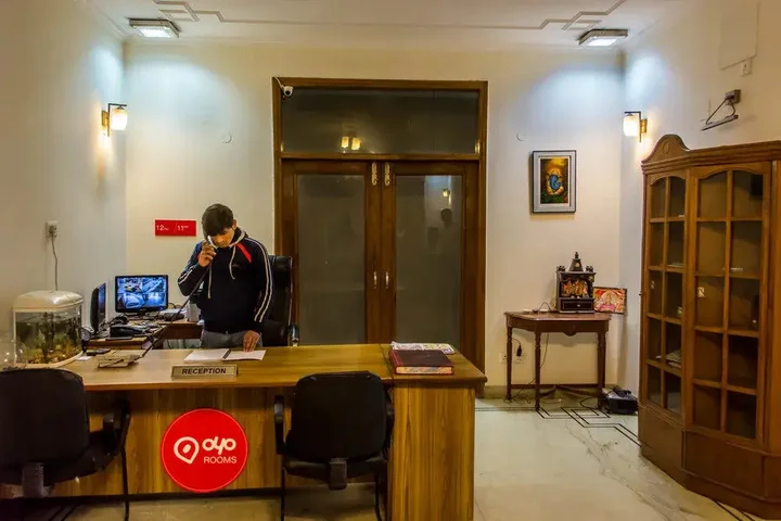 Большая Нойда: Treebo Trip The Nest Corporate
