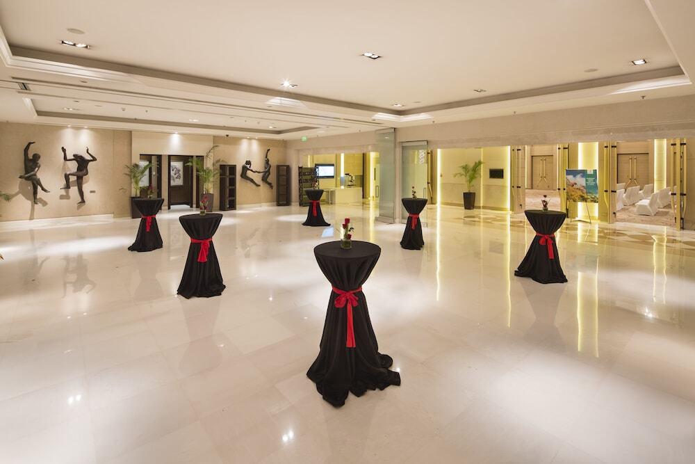 Гуруграм: Pullman Gurgaon Central Park