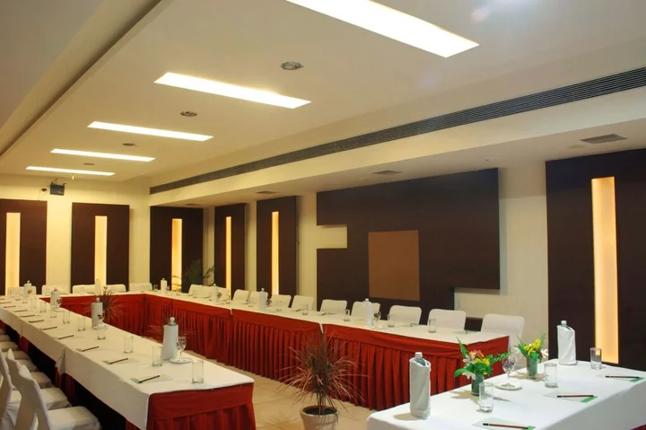 Бадди: Legend Sarovar Portico Baddi
