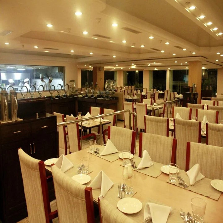 Силигури: Royal Sarovar Portico Siliguri
