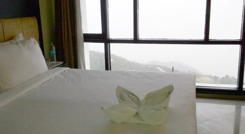 Массури: Mussoorie - Pine Hill; A Sterling Holidays Resort