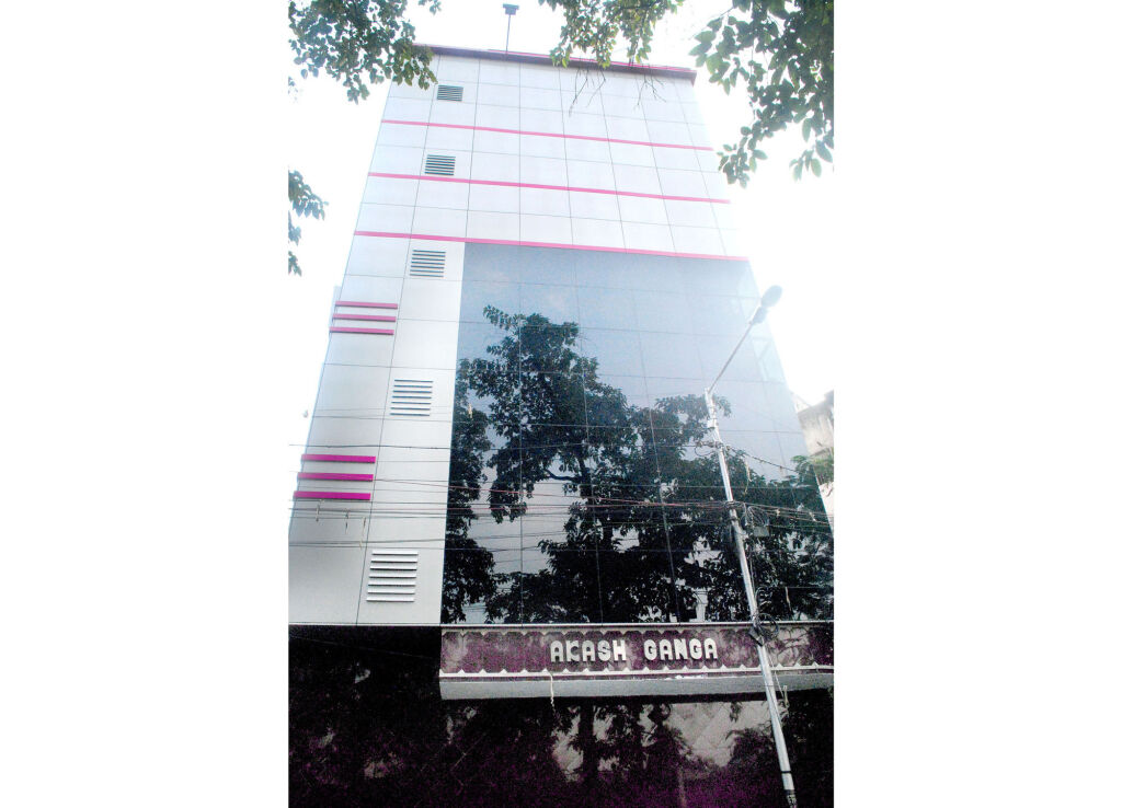 Колката: Hotel Akash Ganga