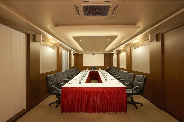 Бангалор: The Royale Senate Hebbal