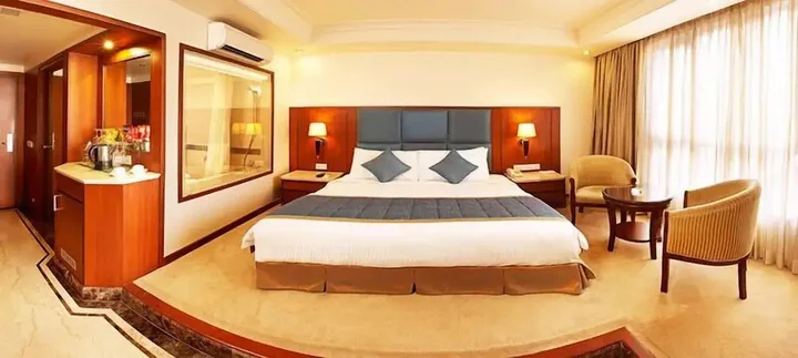 Бангалор: The Royale Senate Hebbal