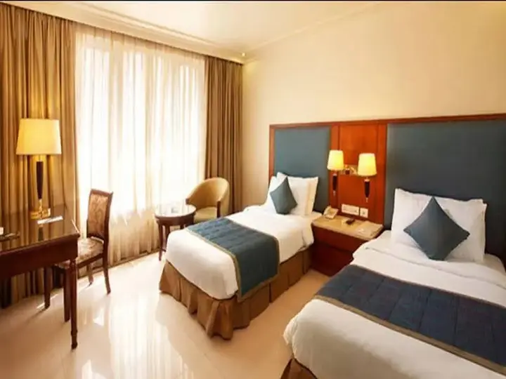 Бангалор: The Royale Senate Hebbal