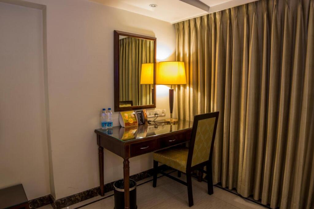 Бангалор: The Royale Senate Hebbal