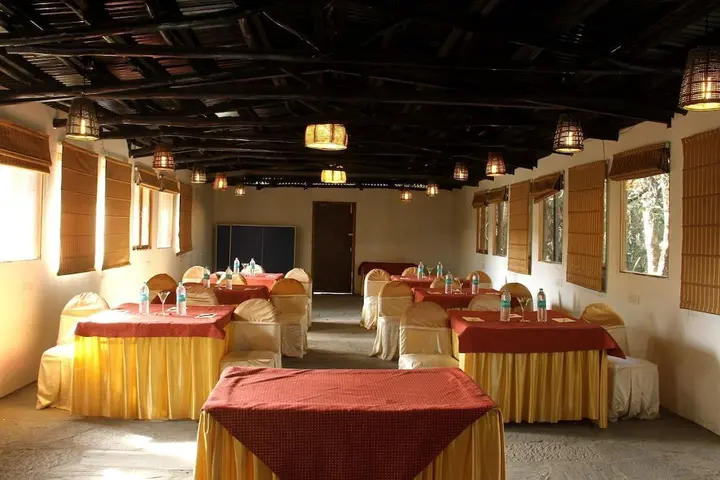 Куфри: Aamod Resort - Shoghi