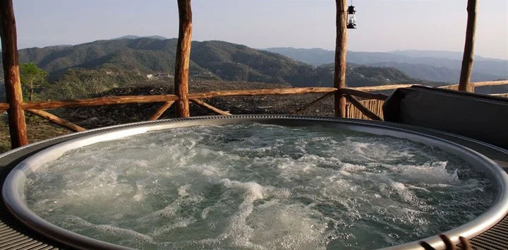 Куфри: Aamod Resort - Shoghi