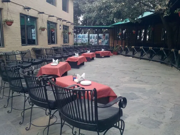 Куфри: Aamod Resort - Shoghi