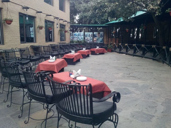 Куфри: Aamod Resort - Shoghi