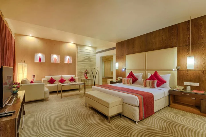 Виджаявада: Quality Hotel DV Manor