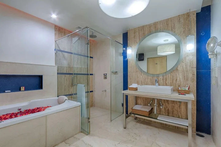 Виджаявада: Quality Hotel DV Manor