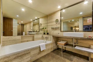 Виджаявада: Quality Hotel DV Manor
