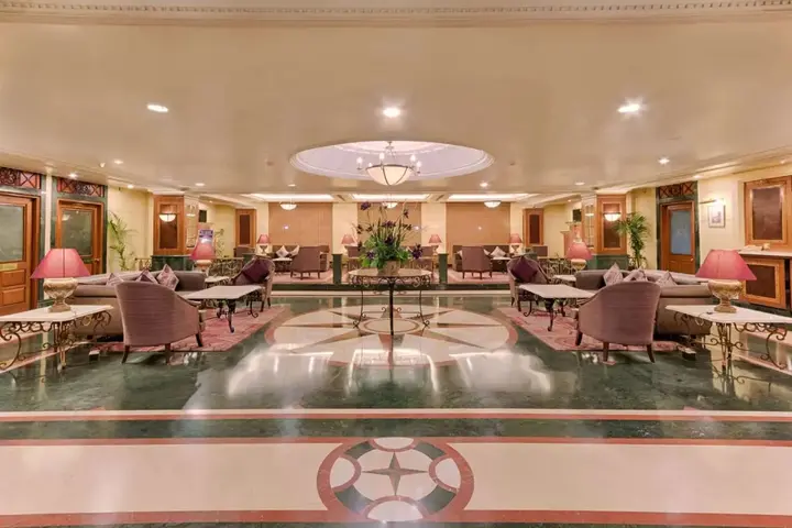 Виджаявада: Quality Hotel DV Manor