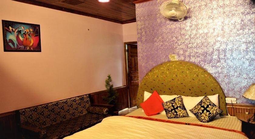Манали: Hotel Chetna & Cottages