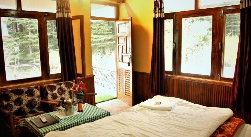 Манали: Hotel Chetna & Cottages