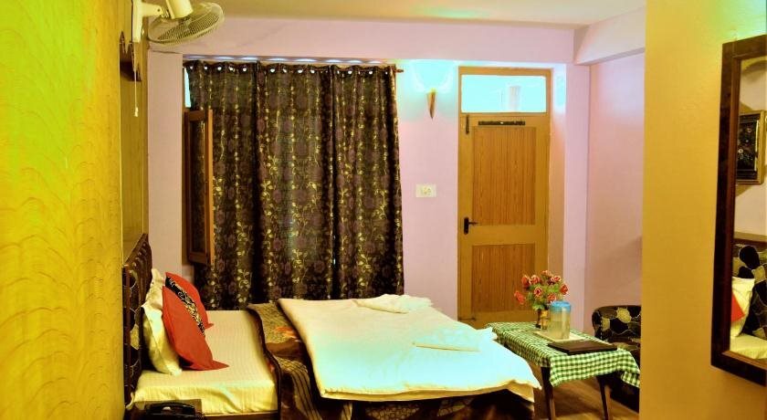 Манали: Hotel Chetna & Cottages