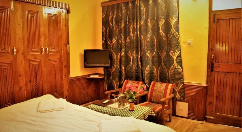 Манали: Hotel Chetna & Cottages