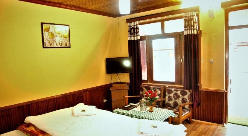 Манали: Hotel Chetna & Cottages