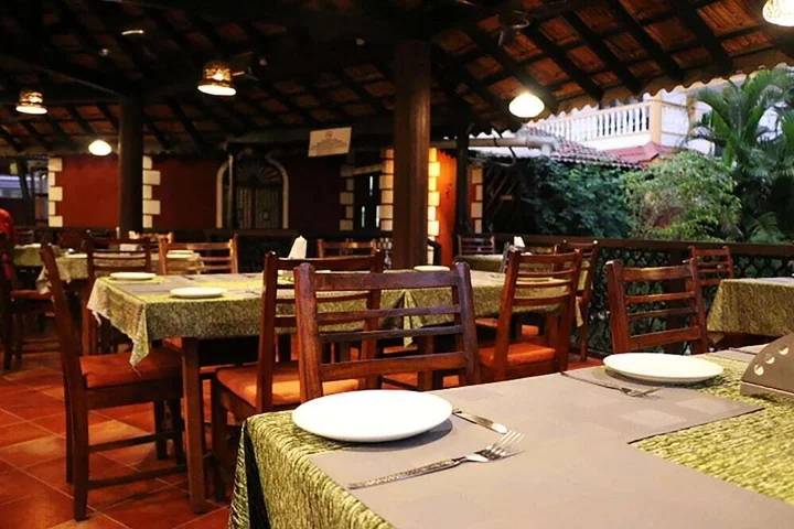 Калангут: Kingstork Beach Resort