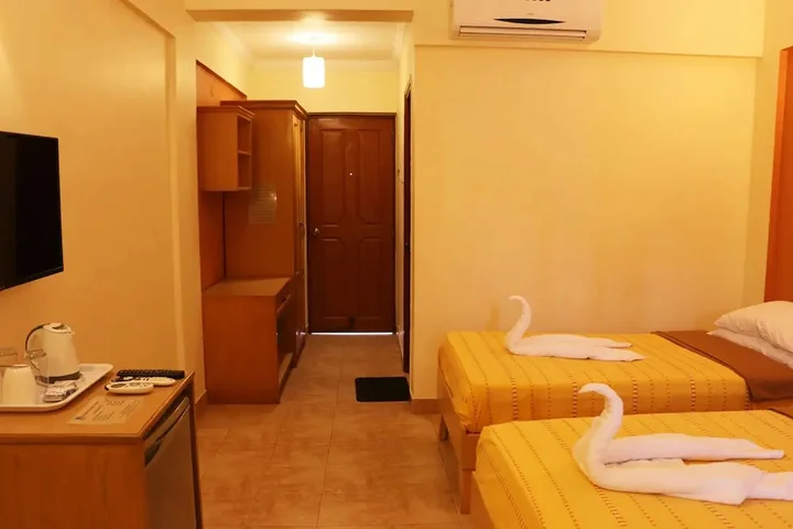 Калангут: Kingstork Beach Resort