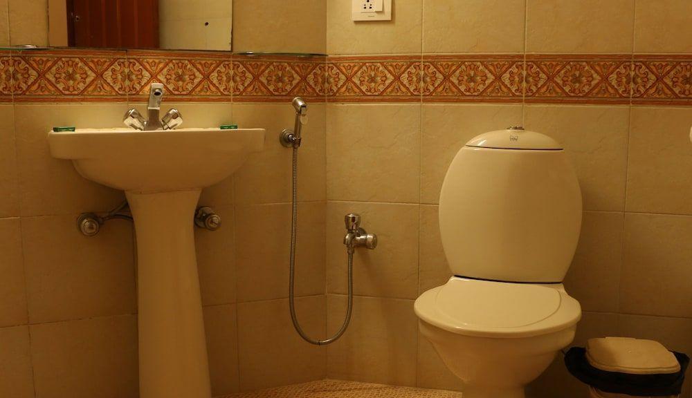 Калангут: Kingstork Beach Resort