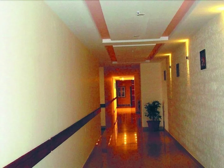 Бангалор: Hotel Kadmaba Guestline