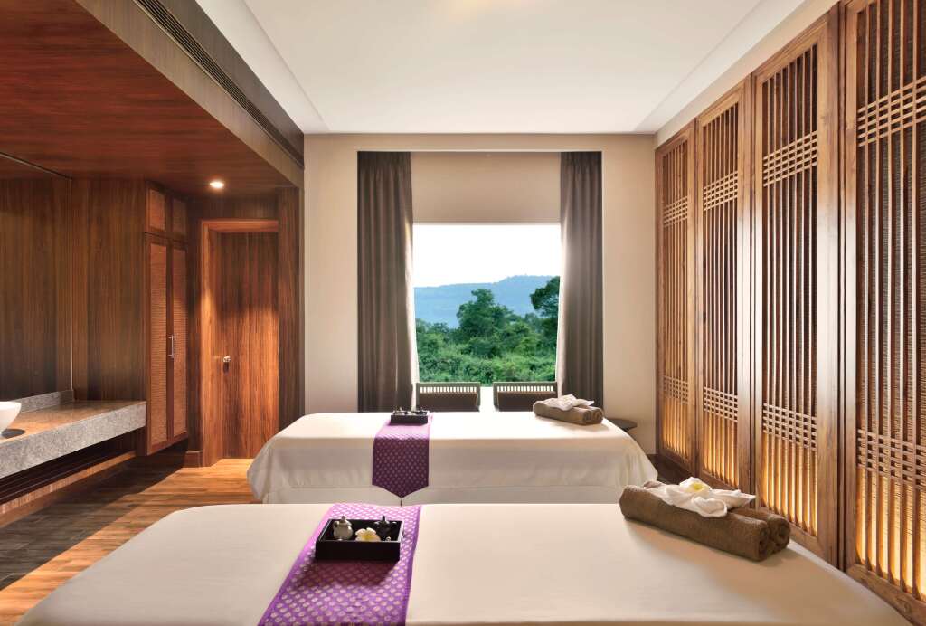Хандала: Radisson Blu Plaza Resort & Convention Centre Karjat