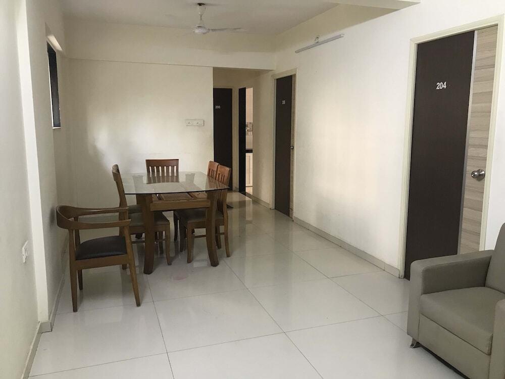 Мумбаи: Oyo Apartments Powai