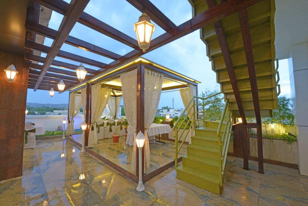 Аурангабад: Hotel J P International
