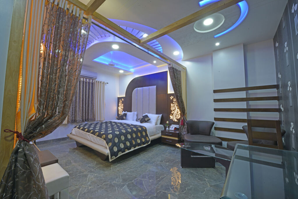 Аурангабад: Hotel J P International