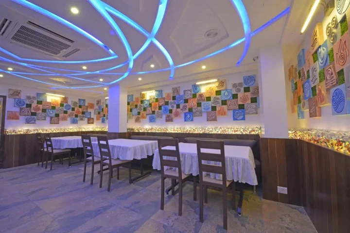 Аурангабад: Hotel J P International