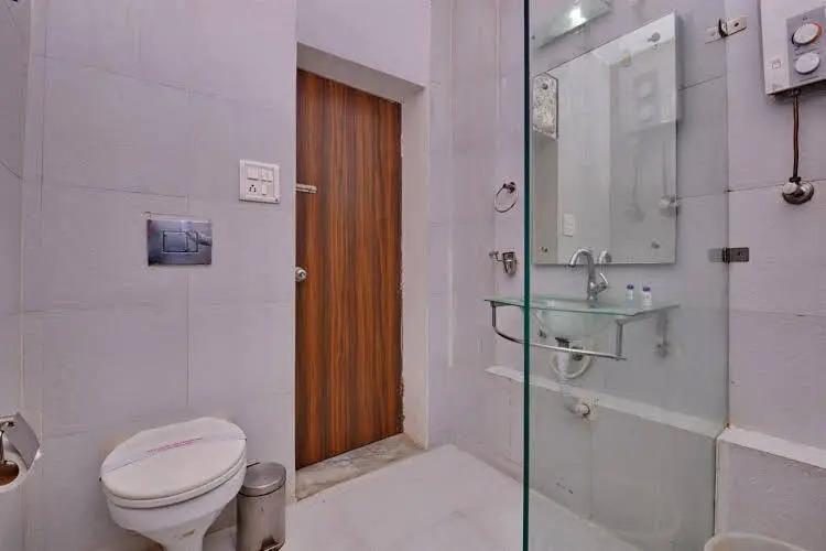 Агра: Hotel Dolphinn Agra