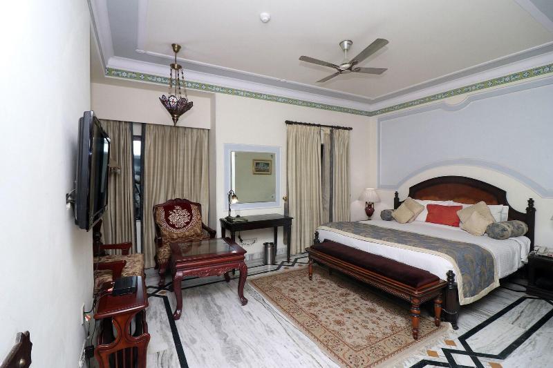 Агра: Orient Taj Hotel &Resort