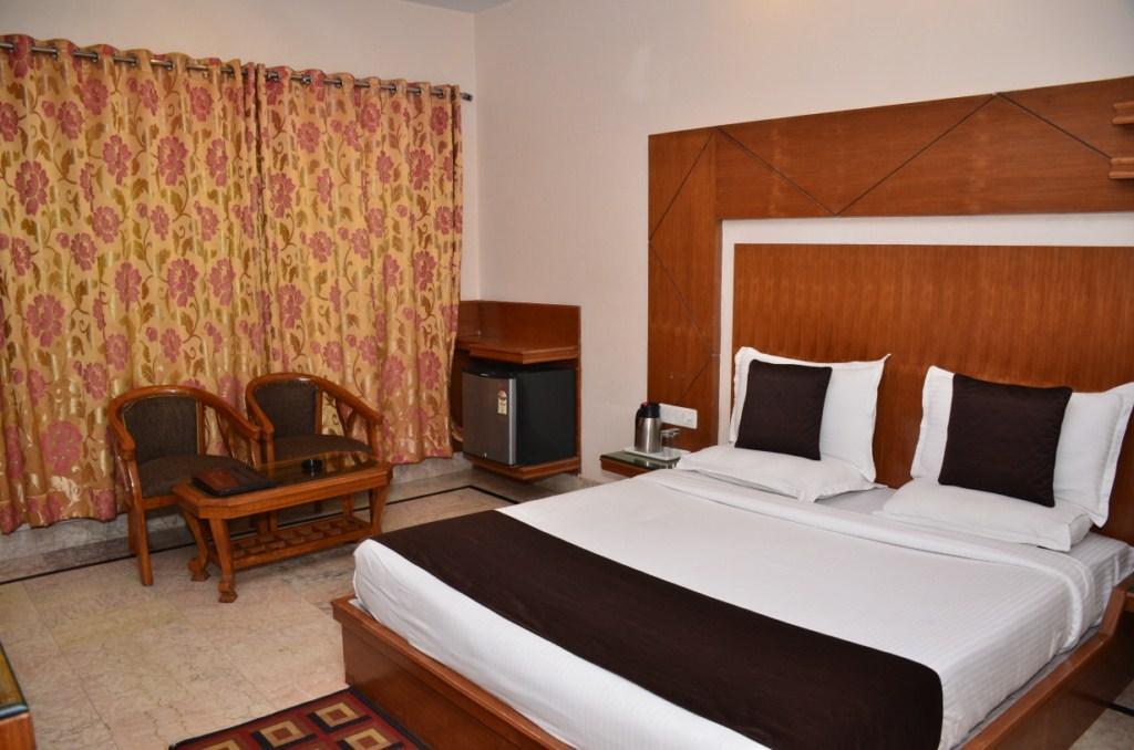 Вриндаван: Hotel Basera Brij Bhoomi