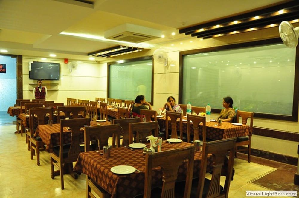 Вриндаван: Hotel Basera Brij Bhoomi