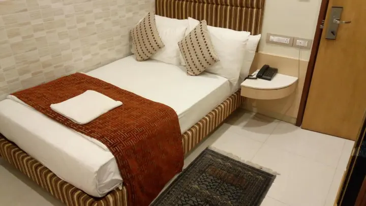 Мумбаи: Bentley Hotel Marine Drive