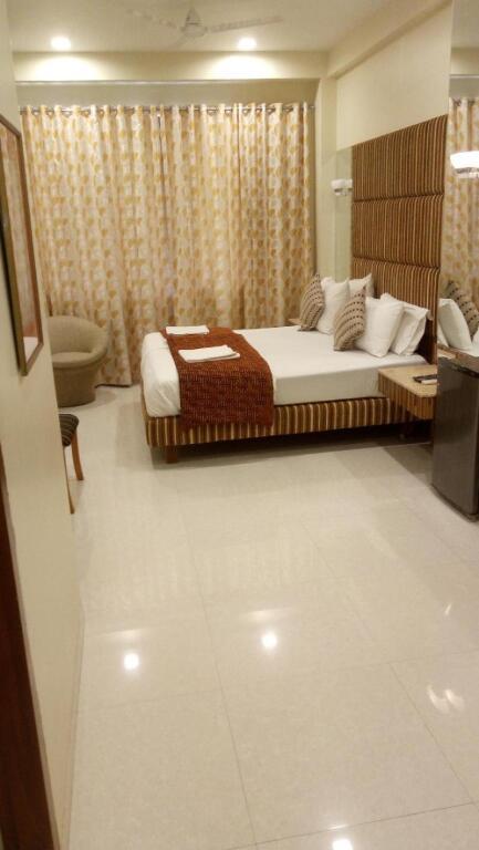 Мумбаи: Bentley Hotel Marine Drive