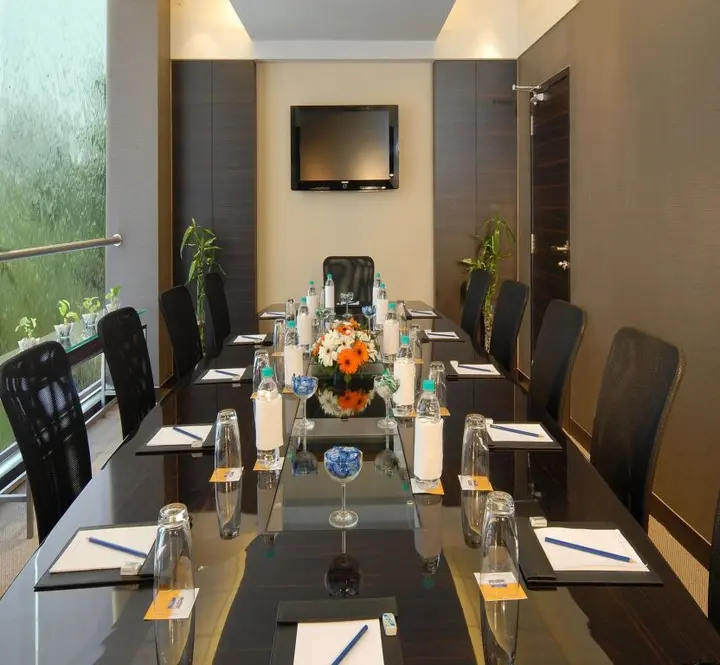 Мумбаи: Grand Hometel Malad