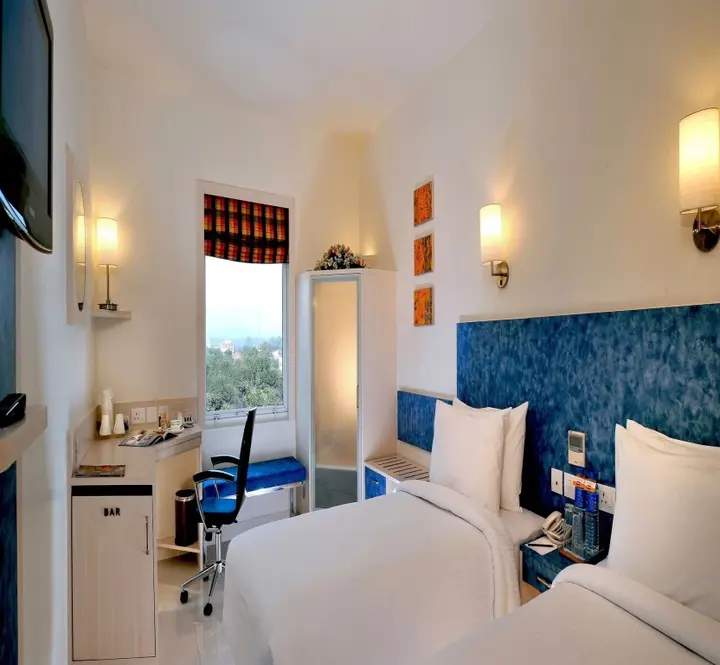 Мумбаи: Grand Hometel Malad