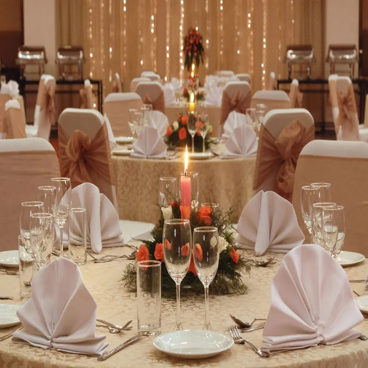Мумбаи: Grand Hometel Malad