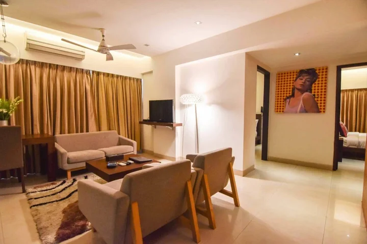 Мумбаи: asar Landmark Suites Mumbai International Airport by Orion Hotels