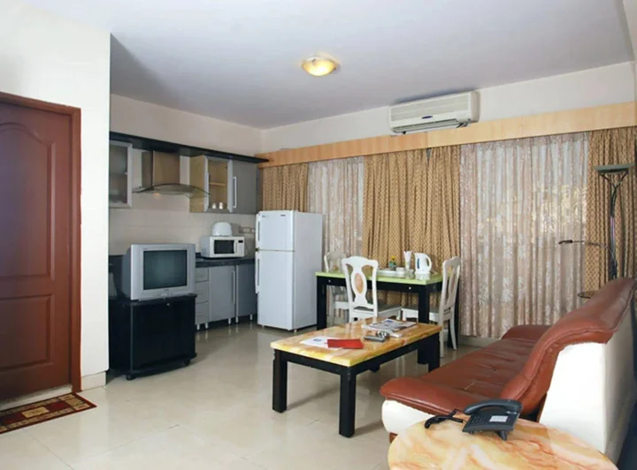 Мумбаи: asar Landmark Suites Mumbai International Airport by Orion Hotels