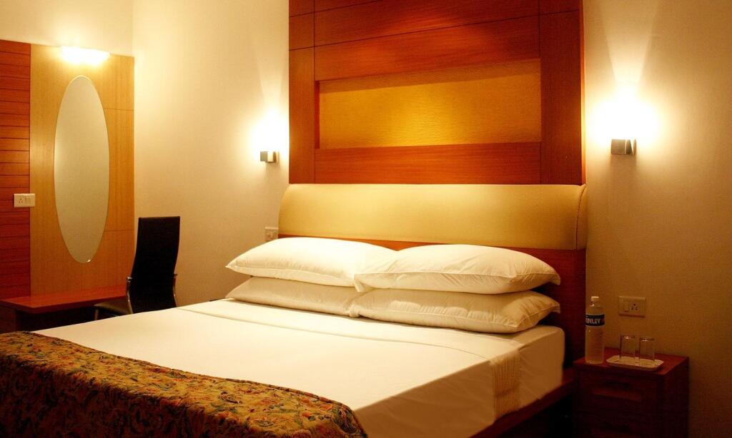 Пунди: Hotel Riverside Resort and Spa Kumbakonam