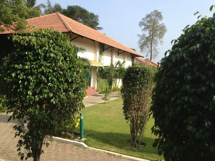 Пунди: Hotel Riverside Resort and Spa Kumbakonam