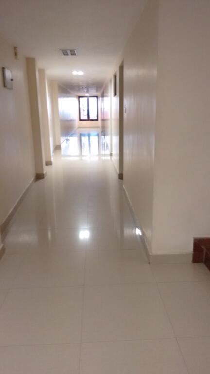 Eraniel: Hotel Srimaniya