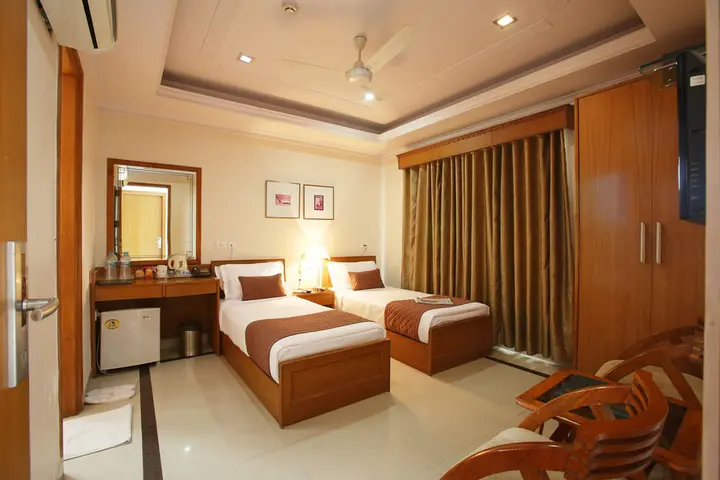 Гуруграм: Hotel The League Gurgaon