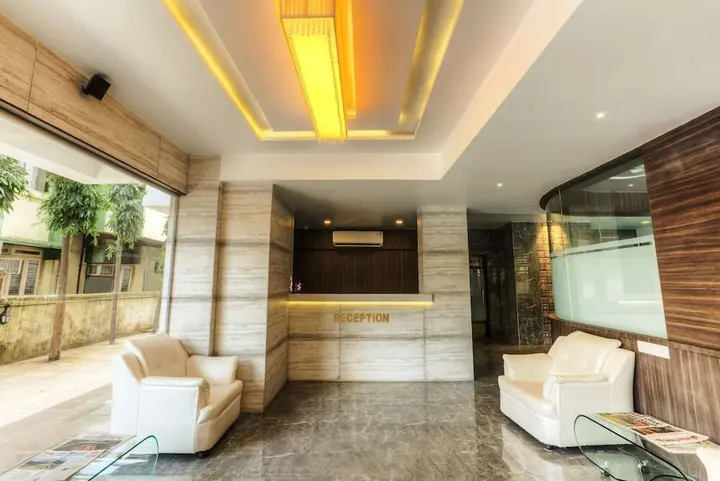 Панвель: Treebo Tryst Crown Inn