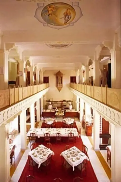 Садри: Fateh Bagh